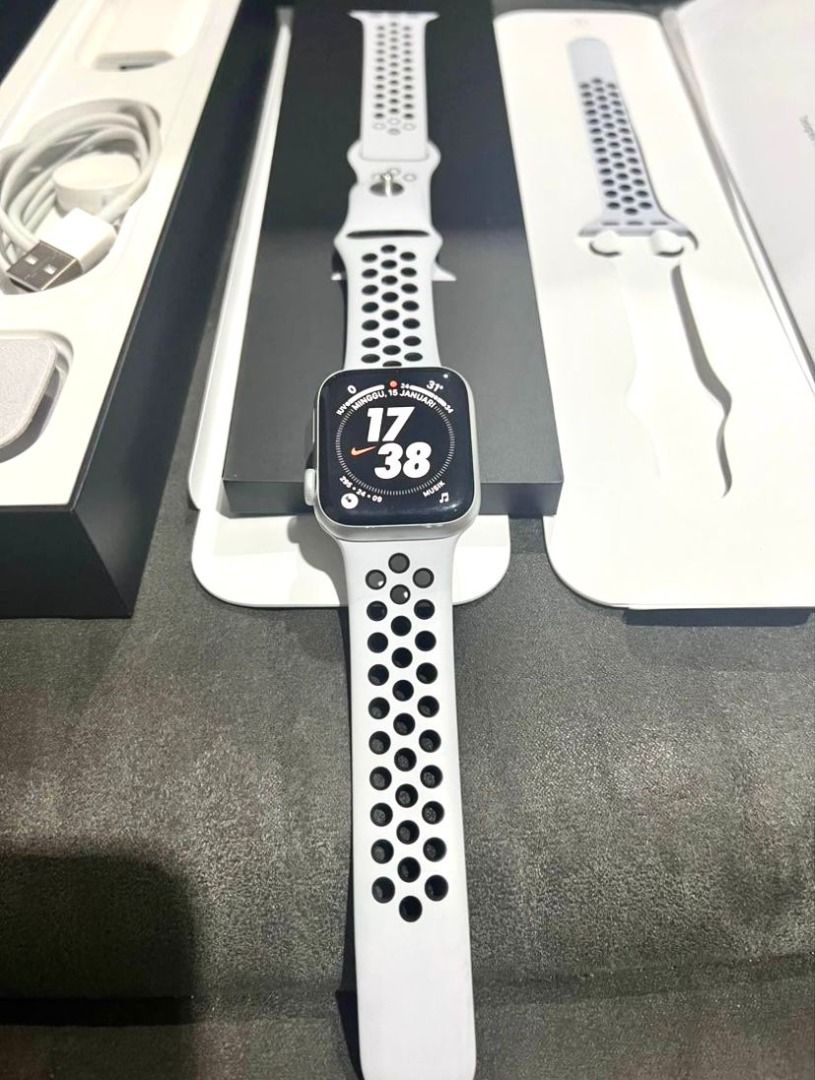 Iwatch series deals 4 harga