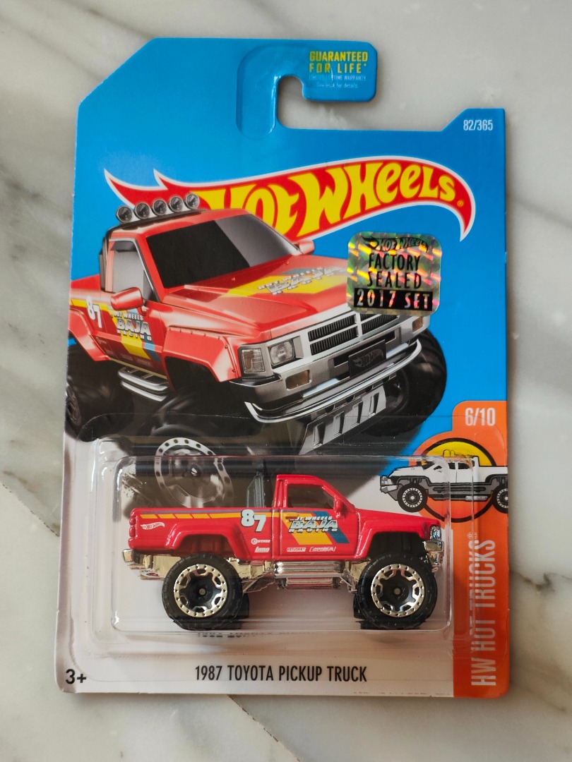 Hot Wheels 87 Toyota Pickup Truck factory sealed 2017, Hobbies & Toys