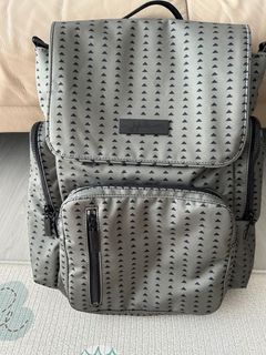 (Category: ) located in . Submitted by perlos (Listing ID 1210115497, Image 1). Description: .
