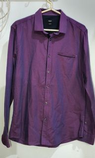 Kemeja ungu slim fit