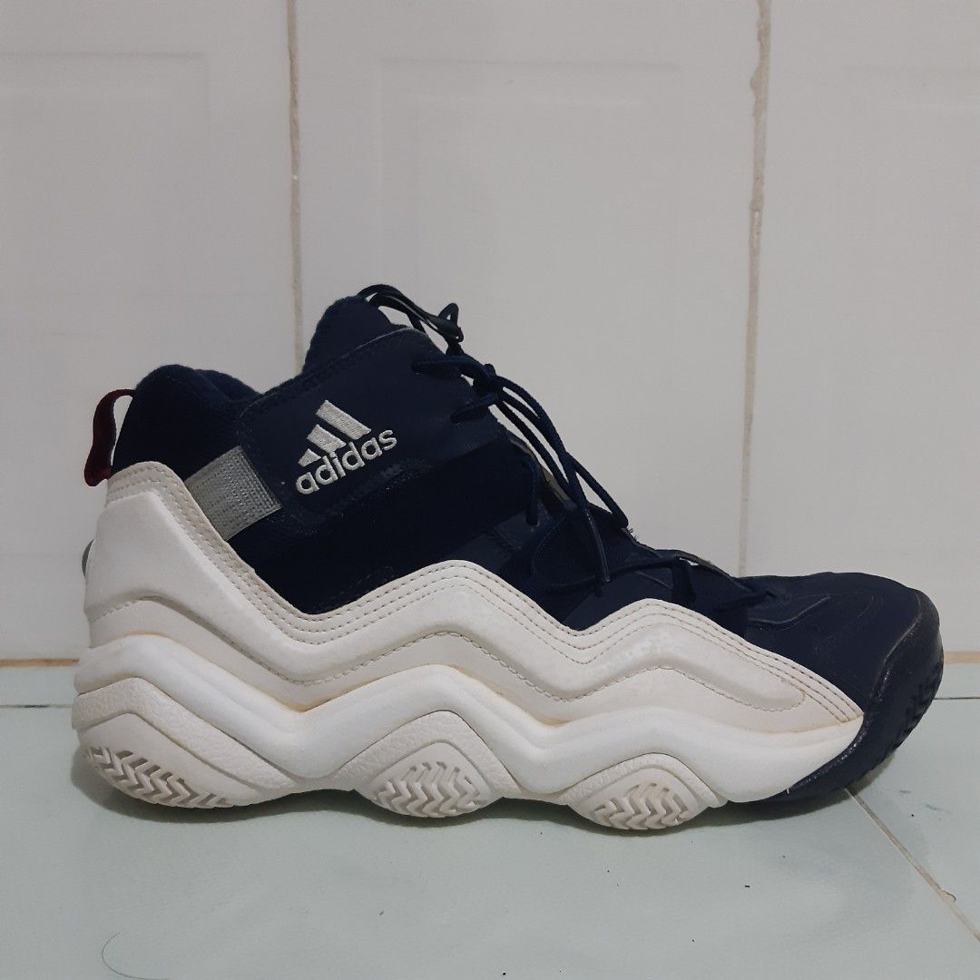 Adidas clearance kobe sneakers