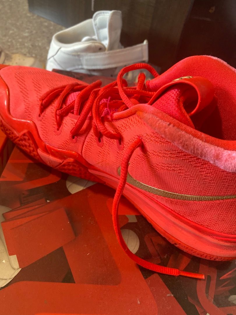 Kyrie 4 red carpet on feet deals