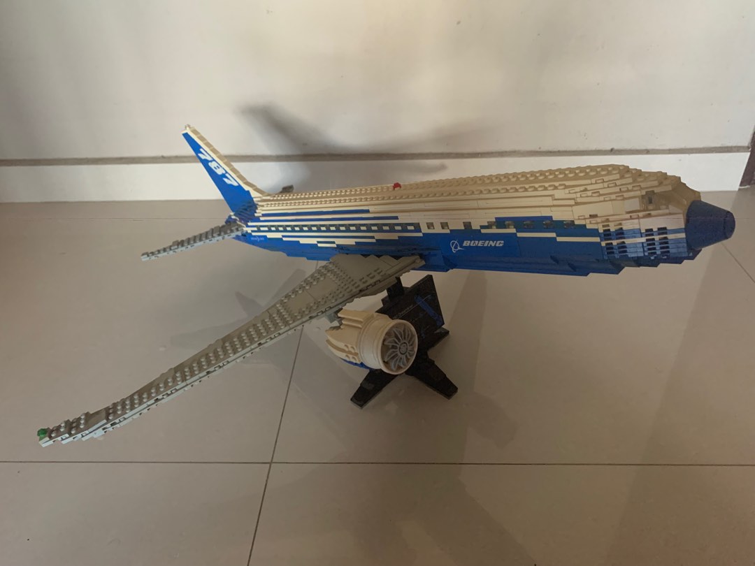 Lego dreamliner ucs hotsell