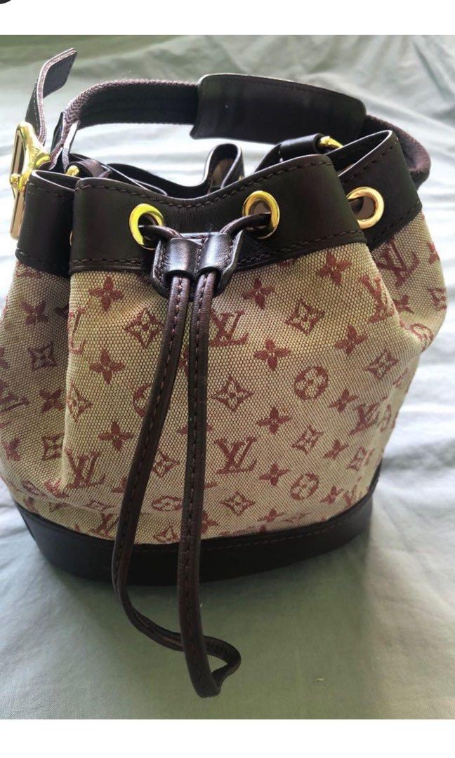 Authentic Louis vuitton mini lin noelie, Luxury, Bags & Wallets on Carousell