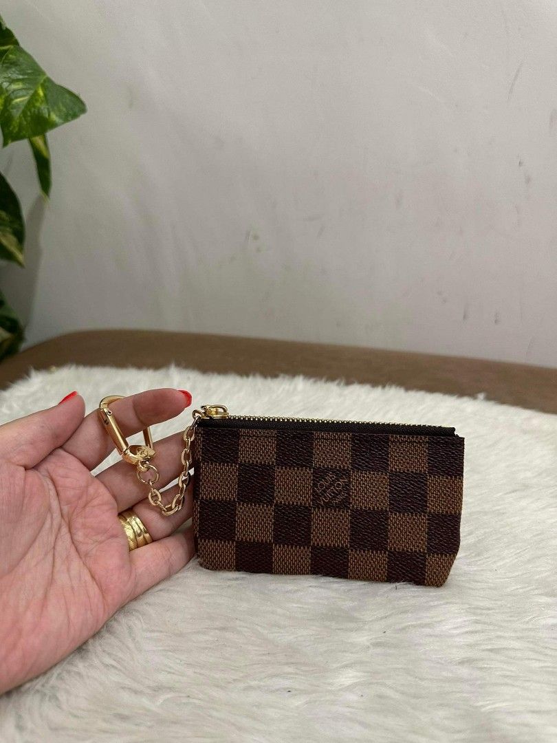 LV coinpurse (Category: Luxury Bags & Wallets) located in Consolacion. Submitted by naome1. (Listing ID 1210127775, Image 1). Description: lv coded coinpurse from korea.