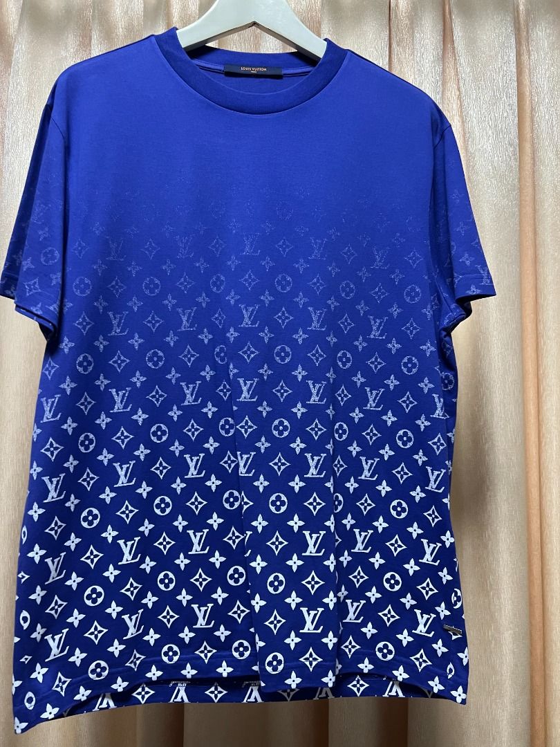 Louis Vuitton LV Monogram gradient T-shirt, Men's Fashion, Tops & Sets,  Tshirts & Polo Shirts on Carousell