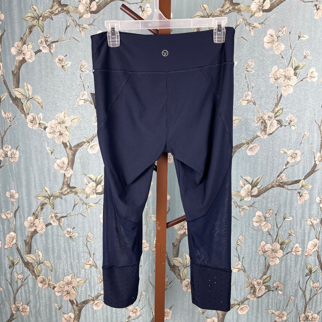 M VOGO ATHLETICA Capri 3 4 Sports Leggings Tights 11824 Women s