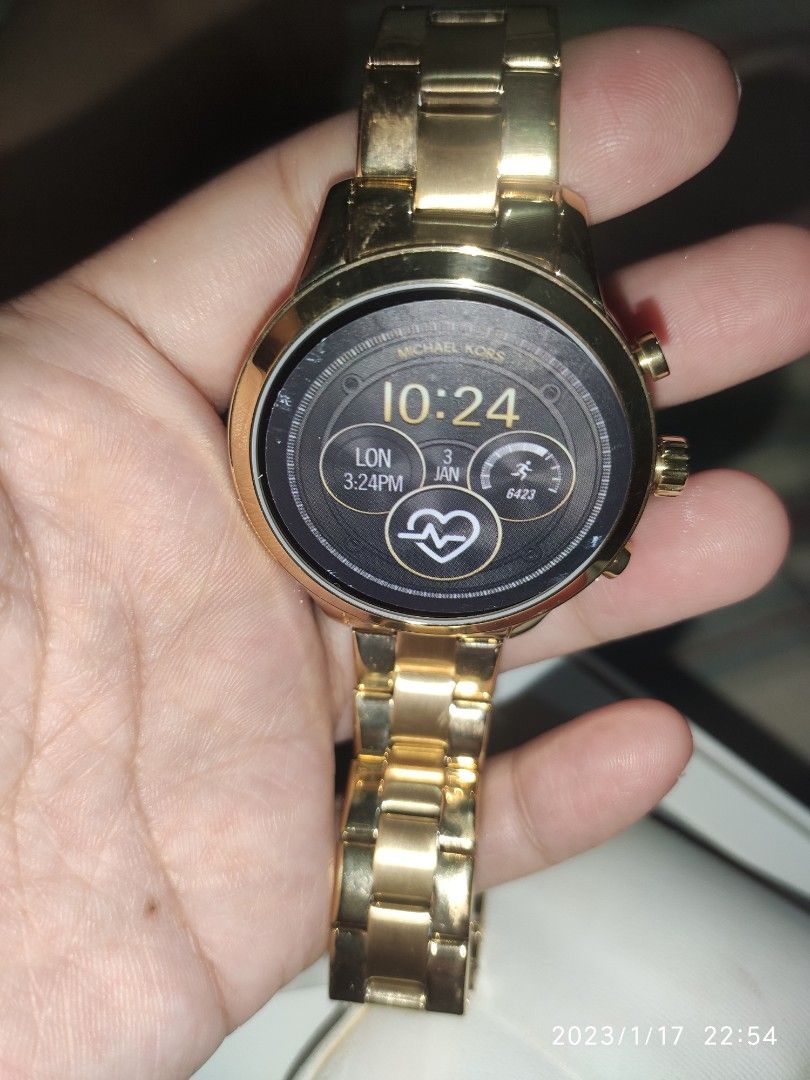 Michael kors smartwatch, Women's Fashion, Watches & Accessories, Watches on  Carousell