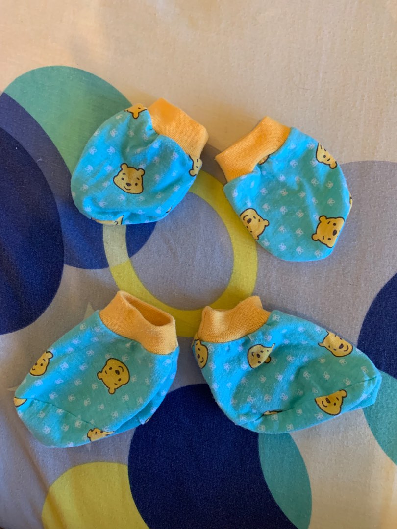 Mitten, Babies & Kids, Babies & Kids Fashion on Carousell