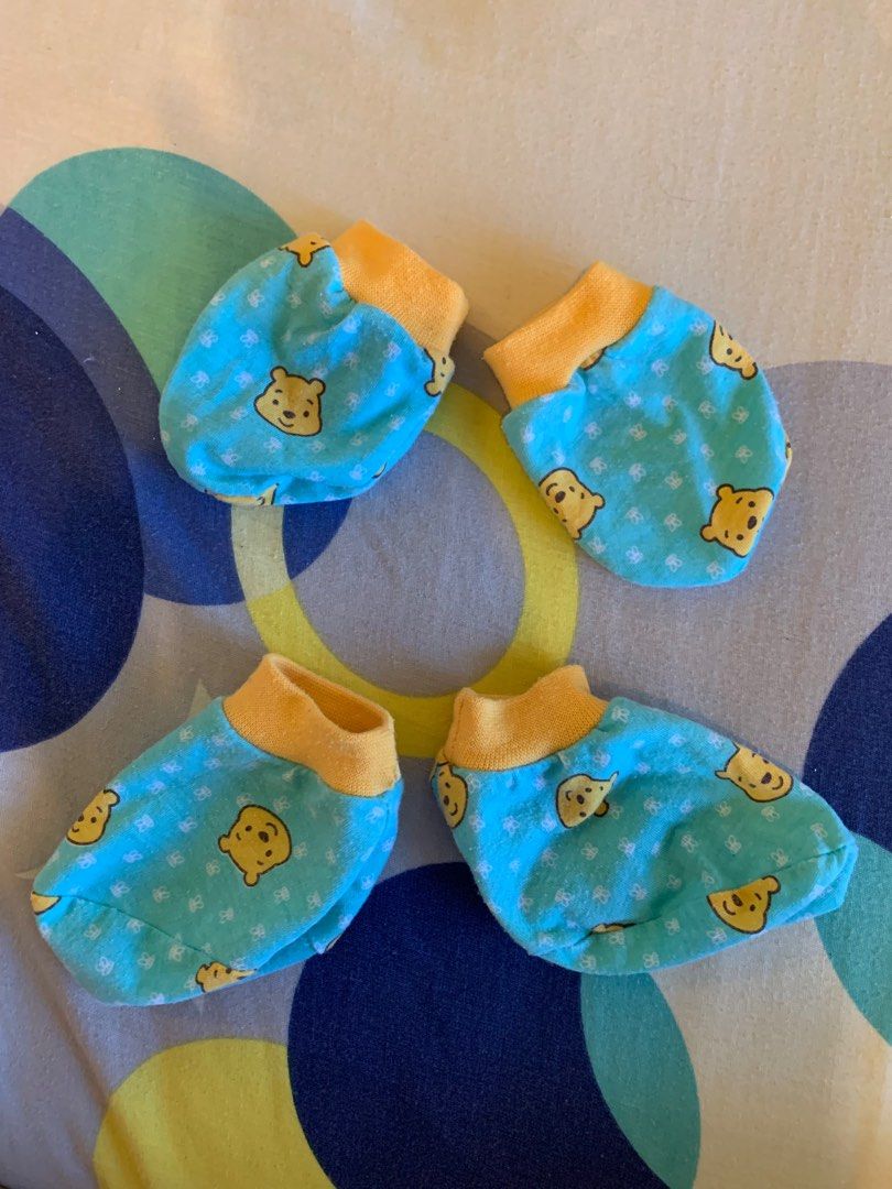 Mitten, Babies & Kids, Babies & Kids Fashion on Carousell