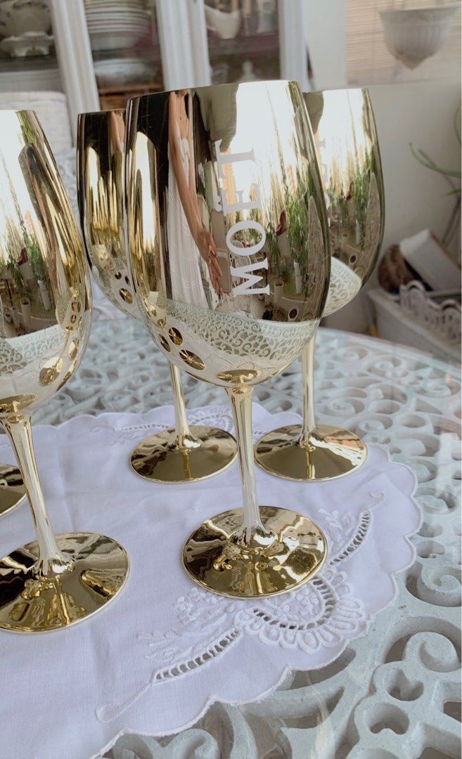 Moët & Chandon Champagne Glasses Golden Glass Box Set 450 ml  (6 pcs): Champagne Glasses