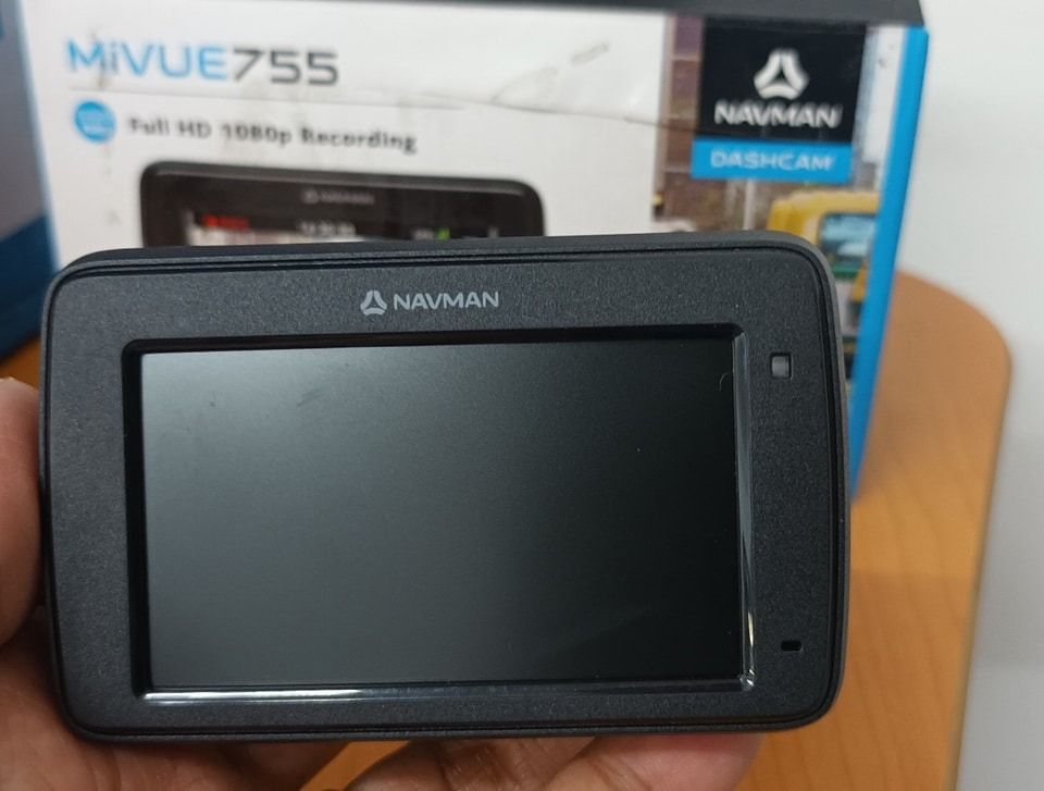Navman MiVUE755 Dashcam, Furniture & Home Living, Security & Locks