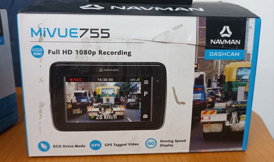 Navman MiVUE755 Dashcam, Furniture & Home Living, Security & Locks