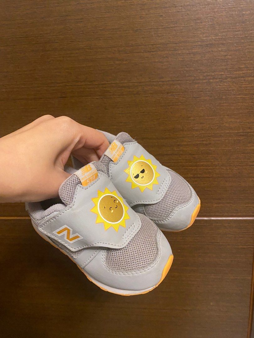 New balance shop wide baby shoes