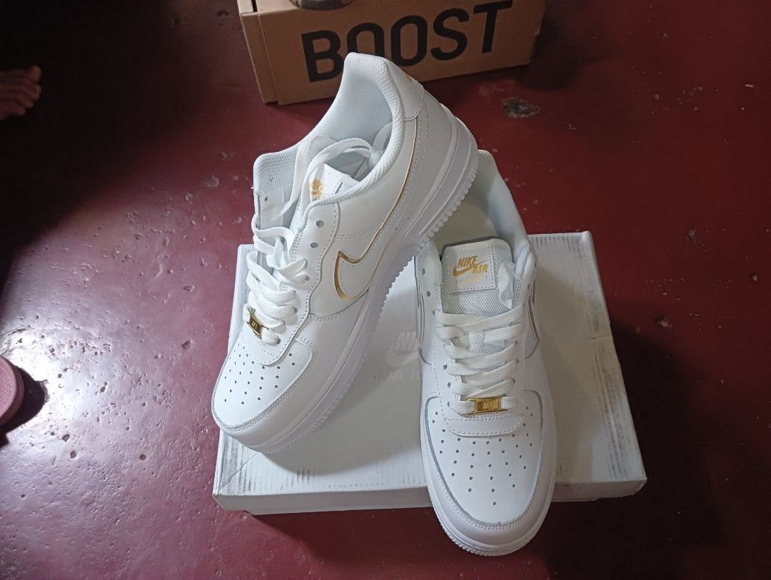 nike internationalist lunarlon