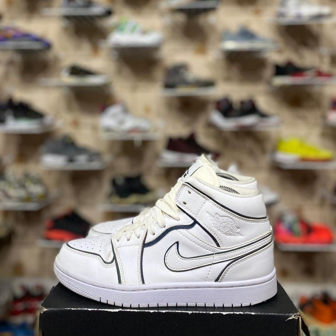 Nike air jordan 1 mid white reflective store