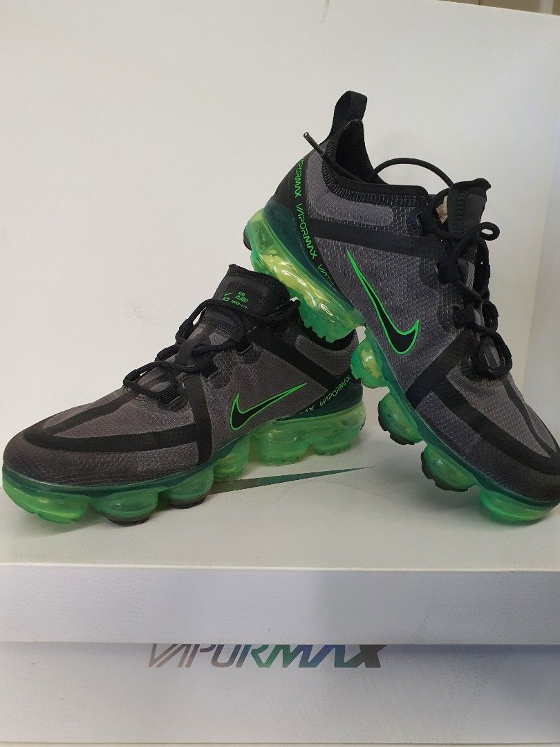 Air vapormax 2019 store black and green