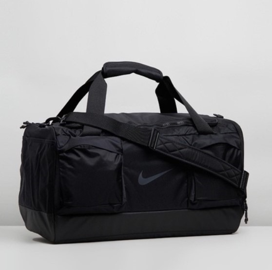 ⭐ Nike Vapor Duffel Bag, Men's Fashion, Bags, on Carousell