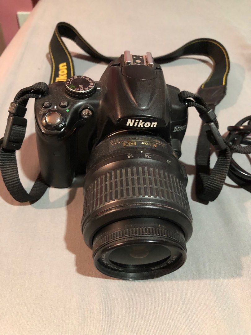 Nikon D5000 for sale, Photography, Cameras on Carousell