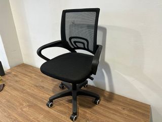 (Category: ) located in . Submitted by lisagadget (Listing ID 1210103428, Image 1). Description: .