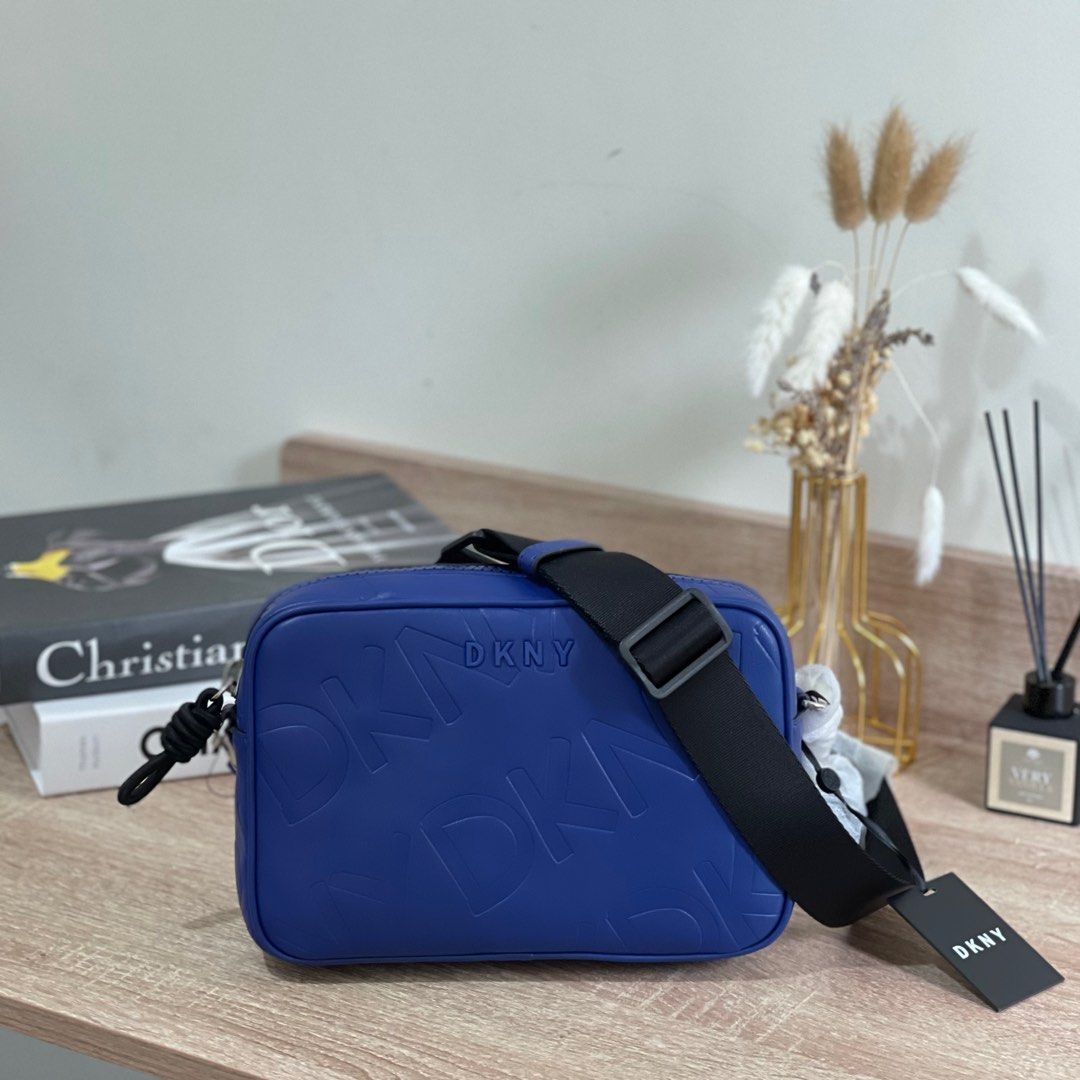 Dkny jude camera bag best sale
