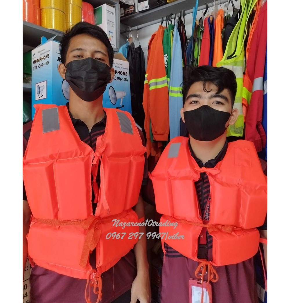 ordinary lifevest``, Sports Equipment, Sports & Games, Water Sports on