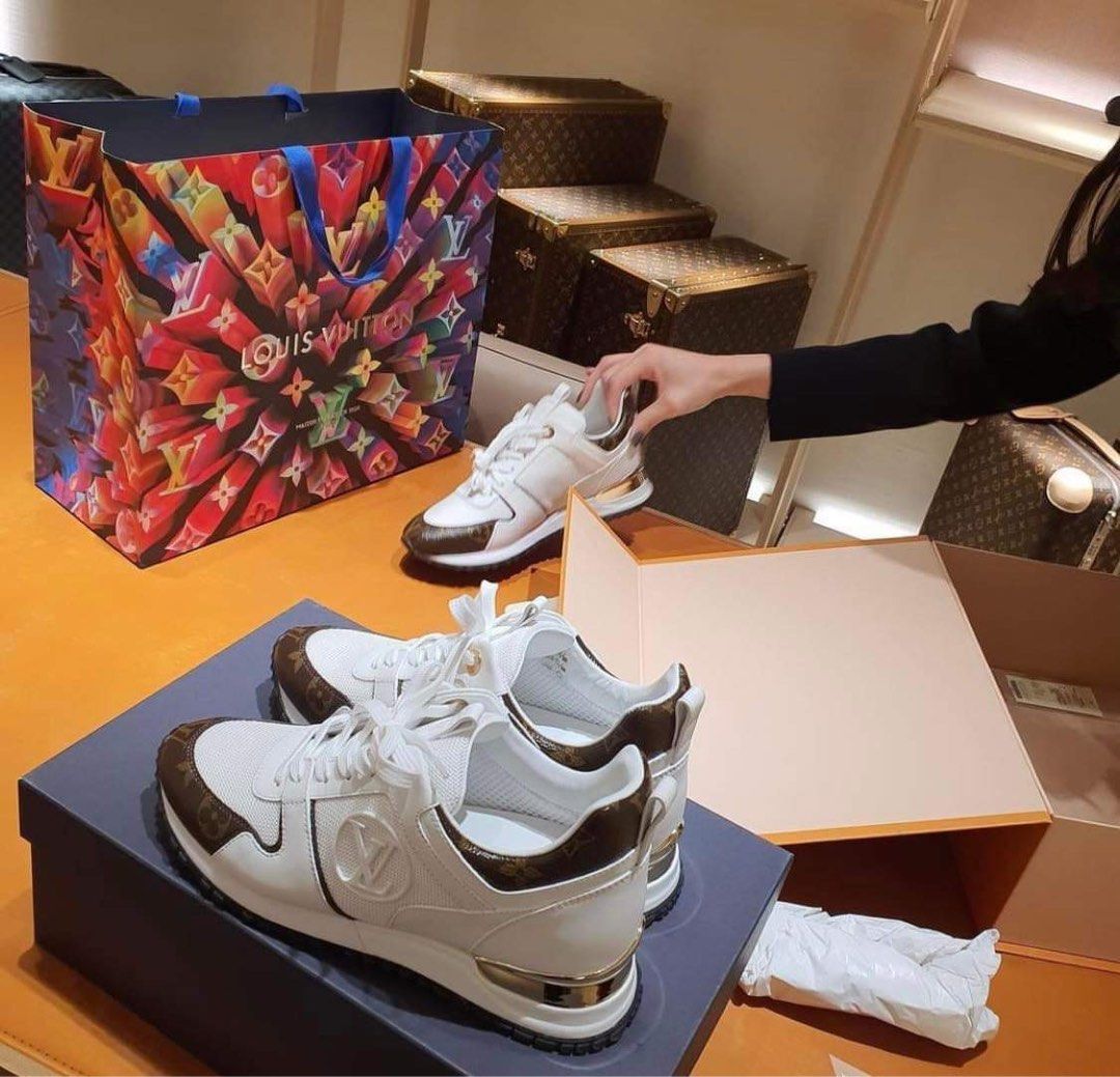 Louis Vuitton - LV Trainer Sneaker Blue. Size 9, Luxury, Sneakers &  Footwear on Carousell
