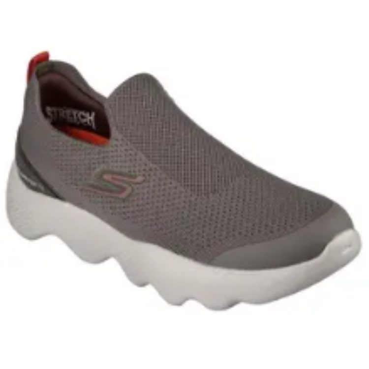 Skechers shoes new arrival store
