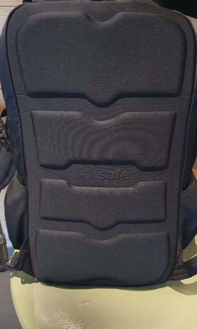 Pacsafe Venturesafe 15L G2, Men's Fashion, Bags, Backpacks on Carousell