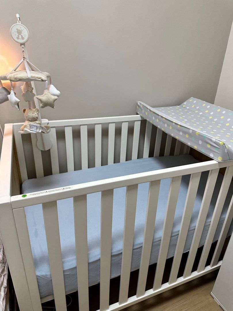 Pottery Barn Crib Drew, Babies & Kids, Baby Nursery & Kids Furniture