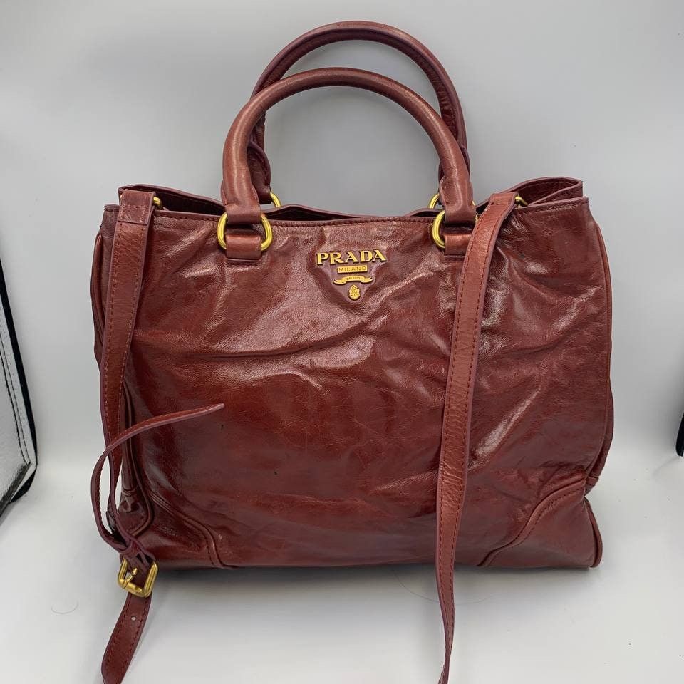 Prada Monochrome Saffiano Leather bag., Luxury, Bags & Wallets on Carousell