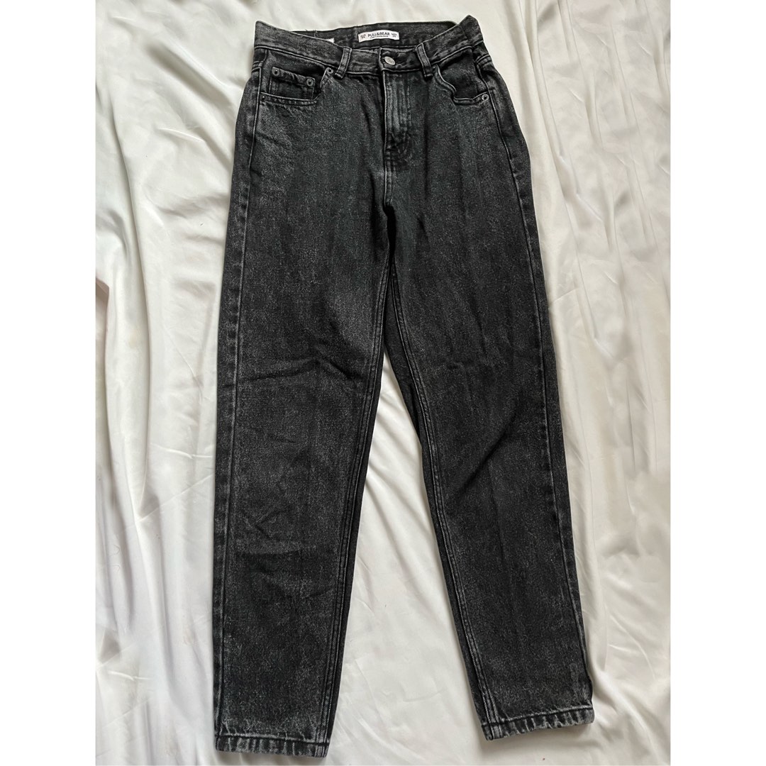 Pull&Bear Mom Jeans Acid Black pull and bear, Fesyen Wanita, Pakaian