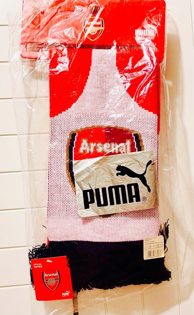 Puma Arsenal scarf 球會頸巾🧣, 男裝, 運動服裝-