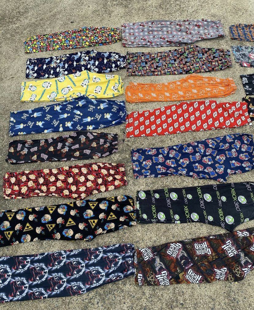 Pyjamas (Category: Coats, Jackets and Outerwear) located in Padang Besar. Submitted by bilaistore_ (Listing ID 1210222574, Image 3). Description: Harga 60 sehelai.
