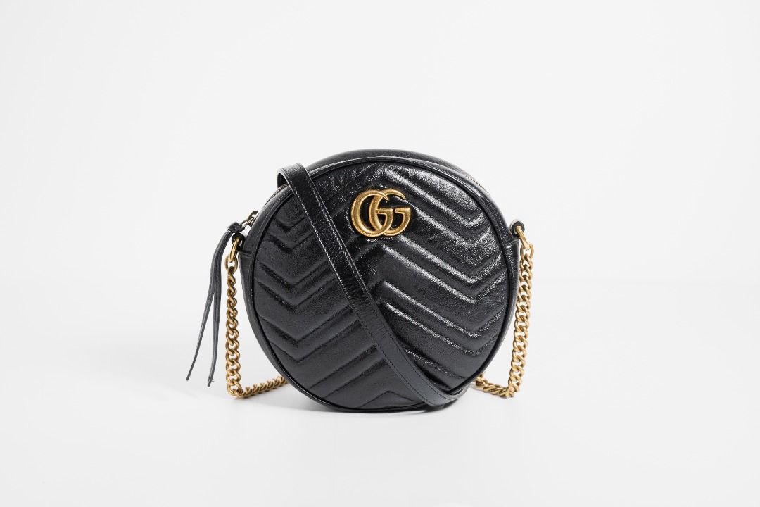 Rent Gucci Round Clutch Sling Bag