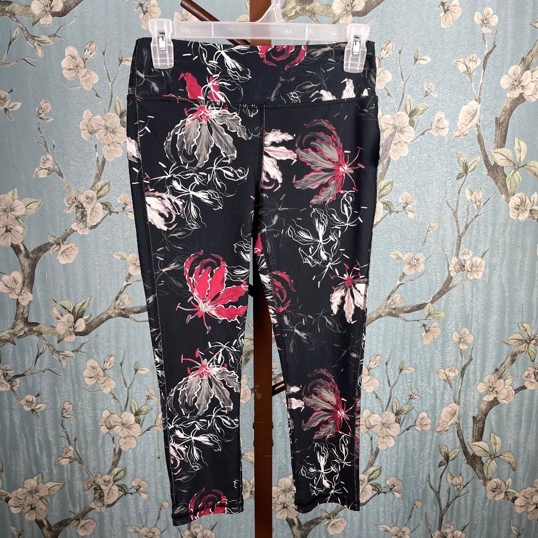 Marika sport capri leggings discount