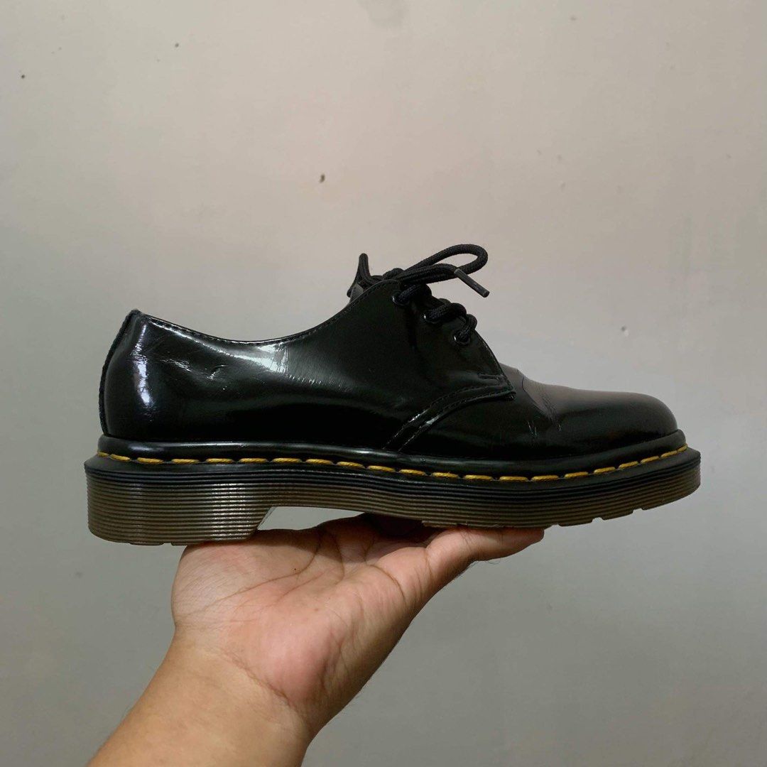 Docmart low shop