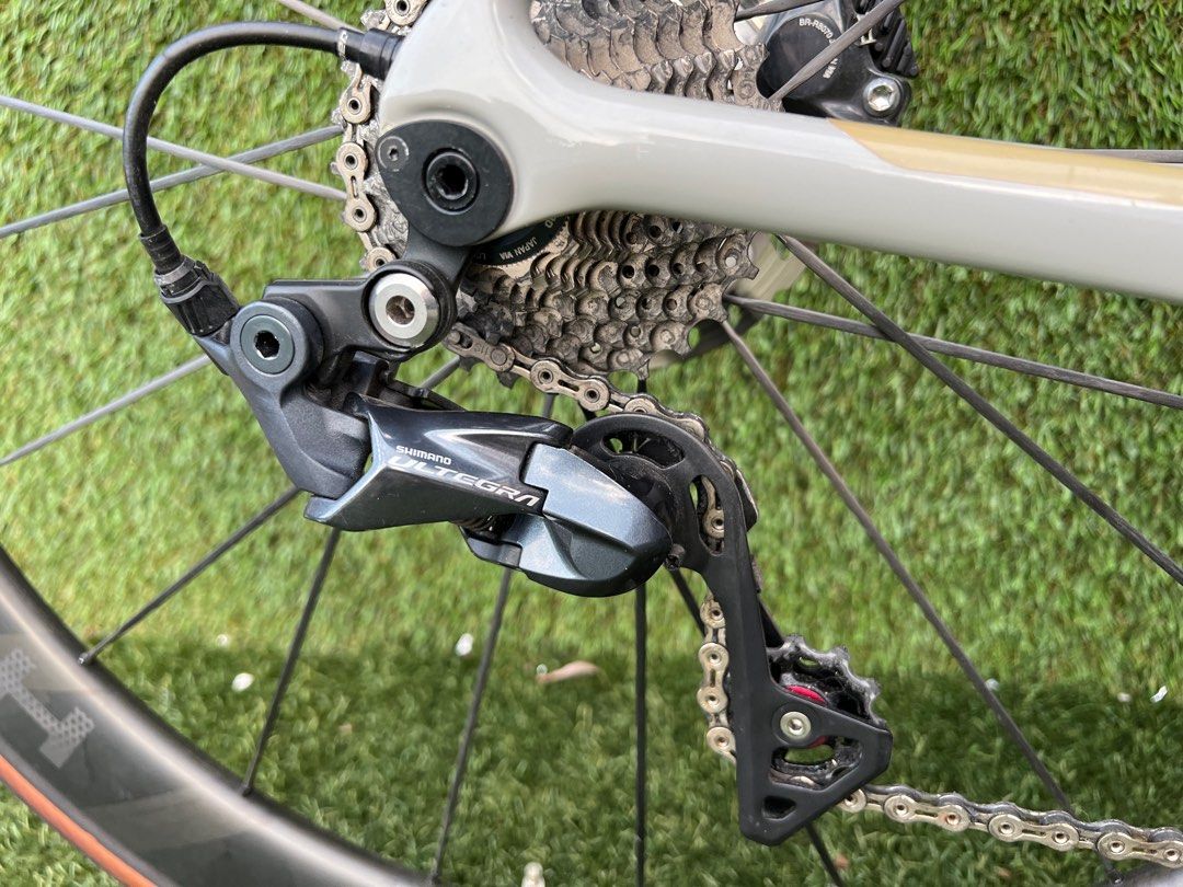 R8070 Shimano Ultegra R8000 R8070 11 Speed hydraulic disc groupset, Sports ...