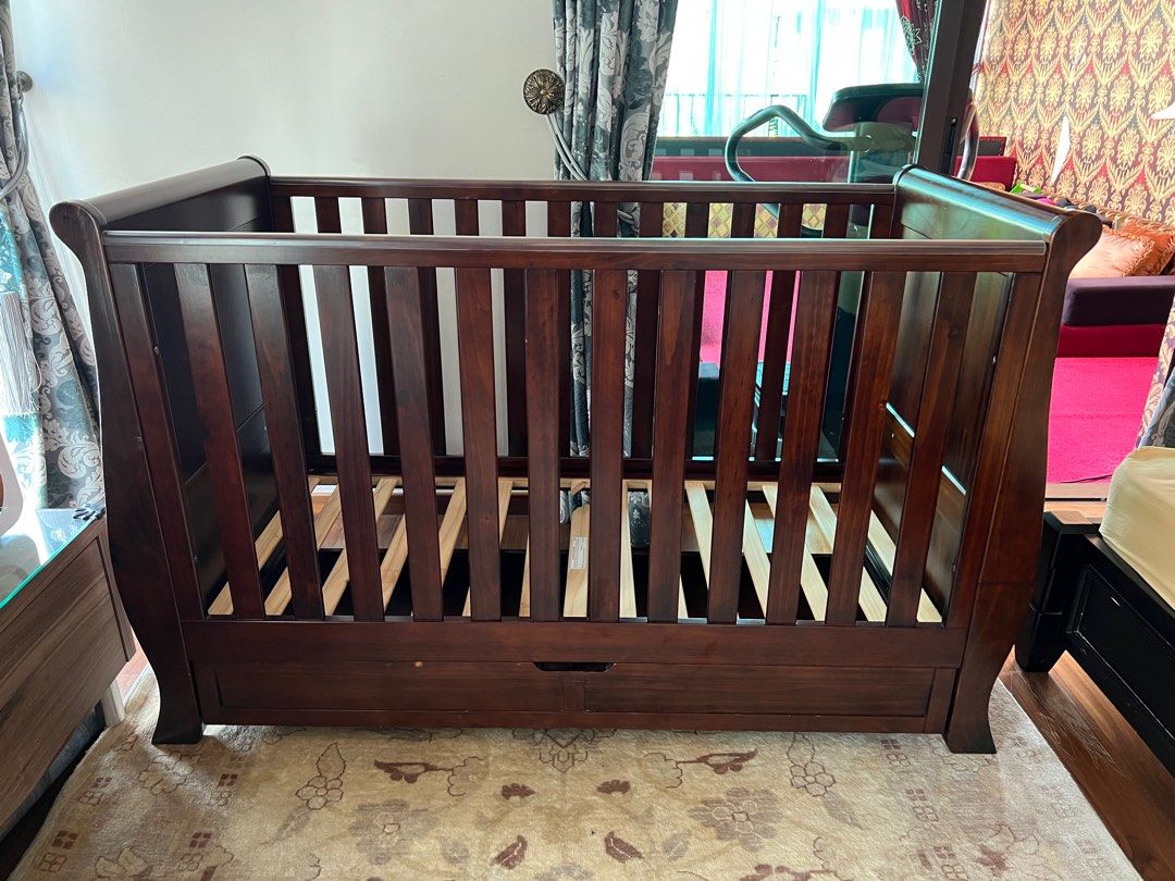Silver cross dorchester cot bed outlet