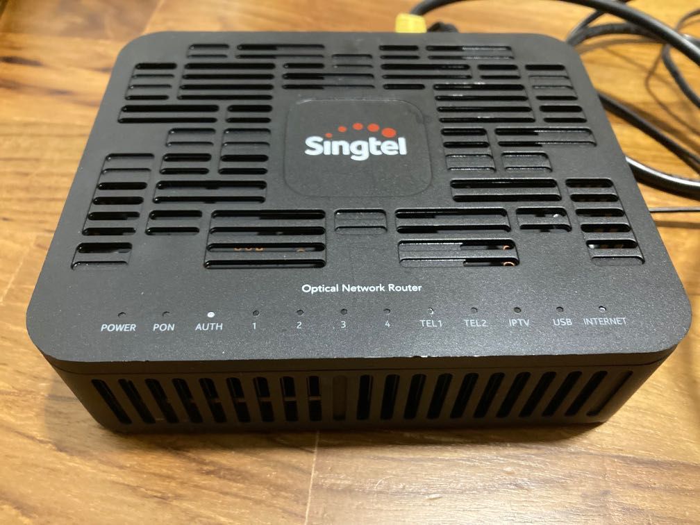 SingTel Optical Network Router ONR G-240G-E, Computers & Tech, Parts ...