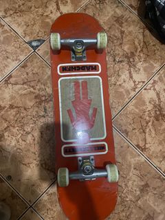 Skateboard set, 3300 pesos