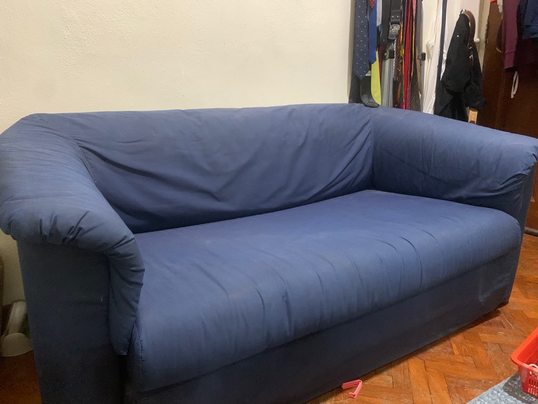 Sofa opens to sofa bed, Furniture & Home Living, Furniture