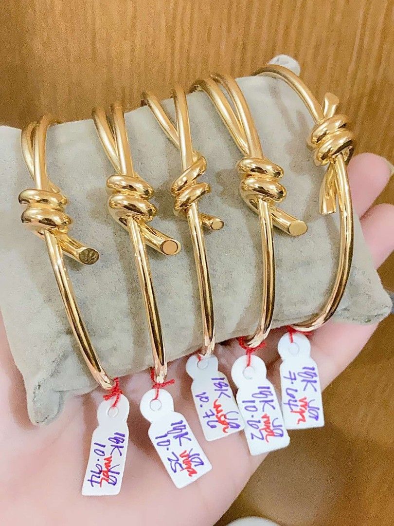 Tiffany discount knot bracelet