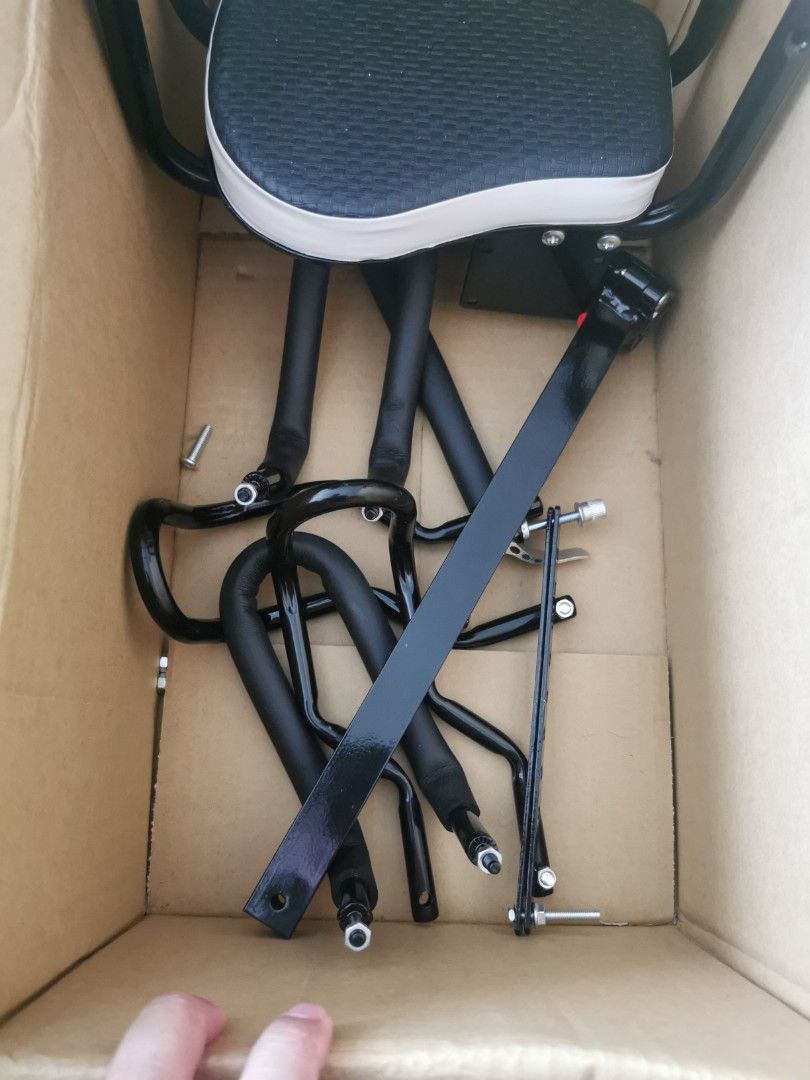 Toddler attached bicycle seat, Sports Equipment, Bicycles & Parts