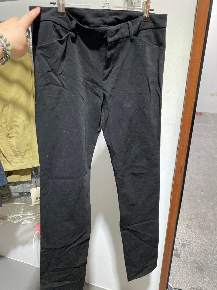 Uniqlo bottoms, Women's Fashion, Bottoms, Jeans on Carousell