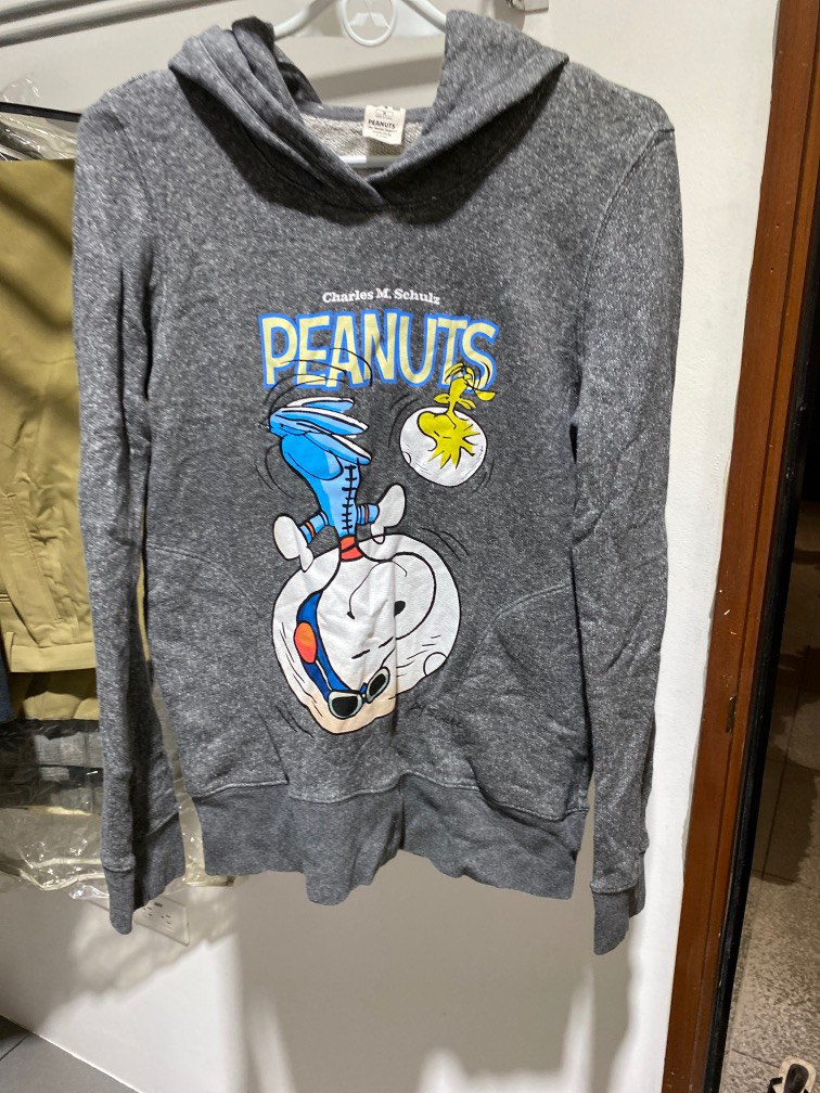 Uniqlo peanuts hoodie, Women's Fashion, Coats, Jackets and Outerwear on Carousell