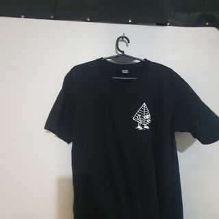 Uniqlo shirt