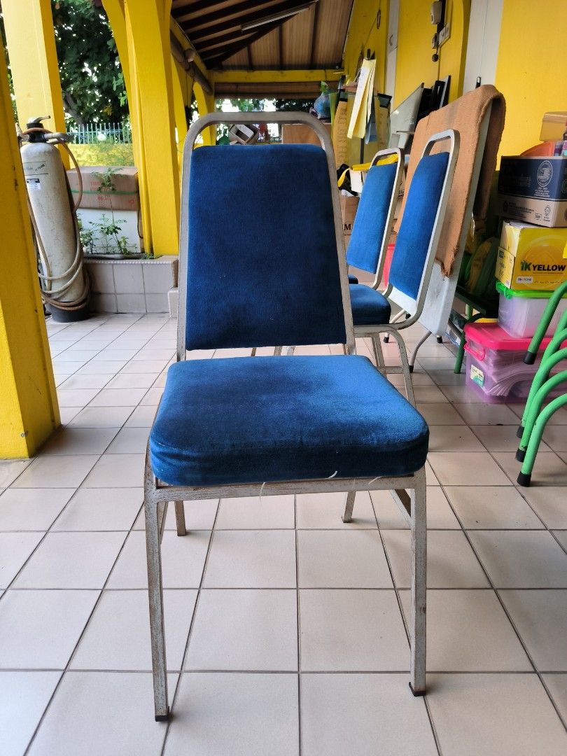 Used metal chair, Furniture & Home Living, Furniture, Chairs on Carousell