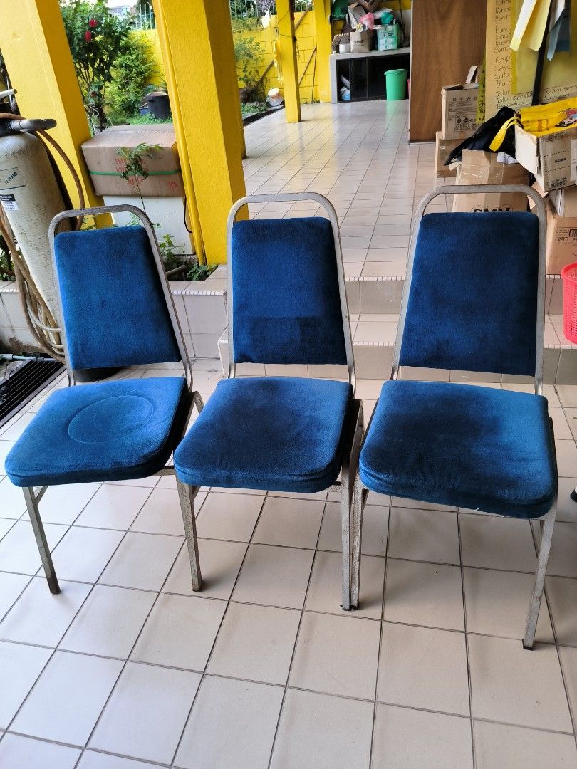 Used metal chair, Furniture & Home Living, Furniture, Chairs on Carousell