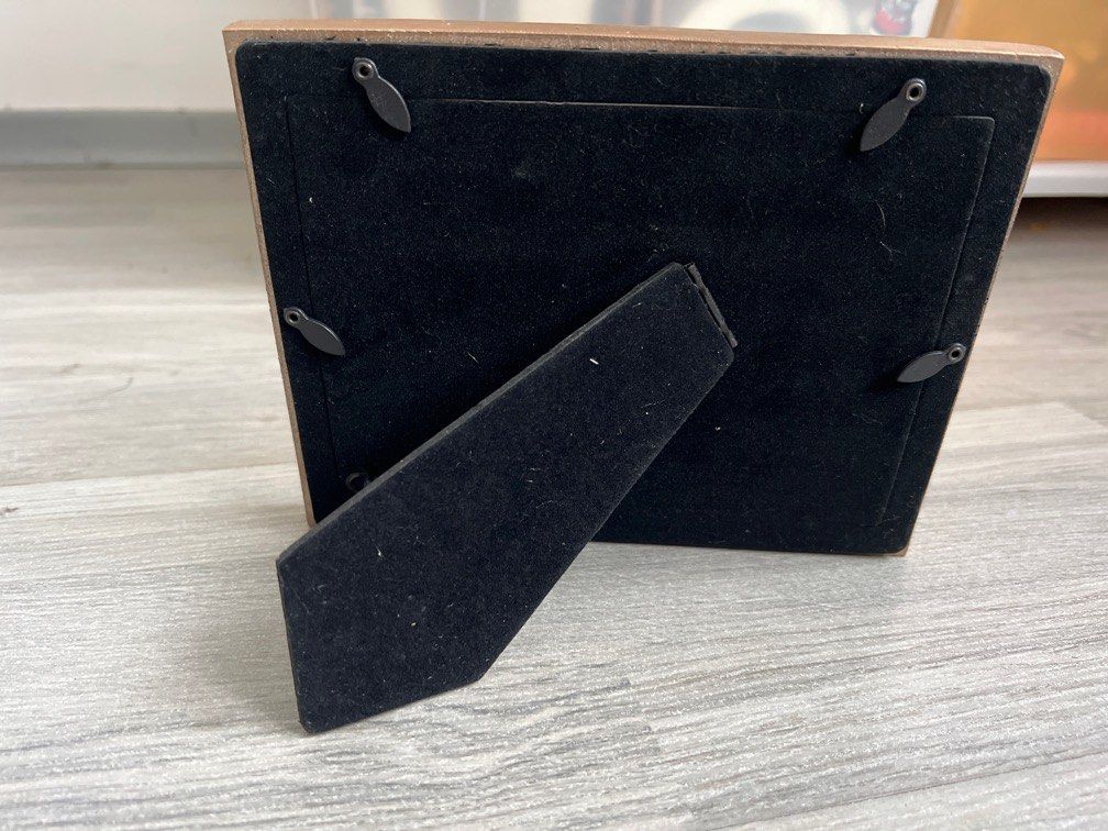 Vintage gold photo frame, Furniture & Home Living, Home Decor, Frames